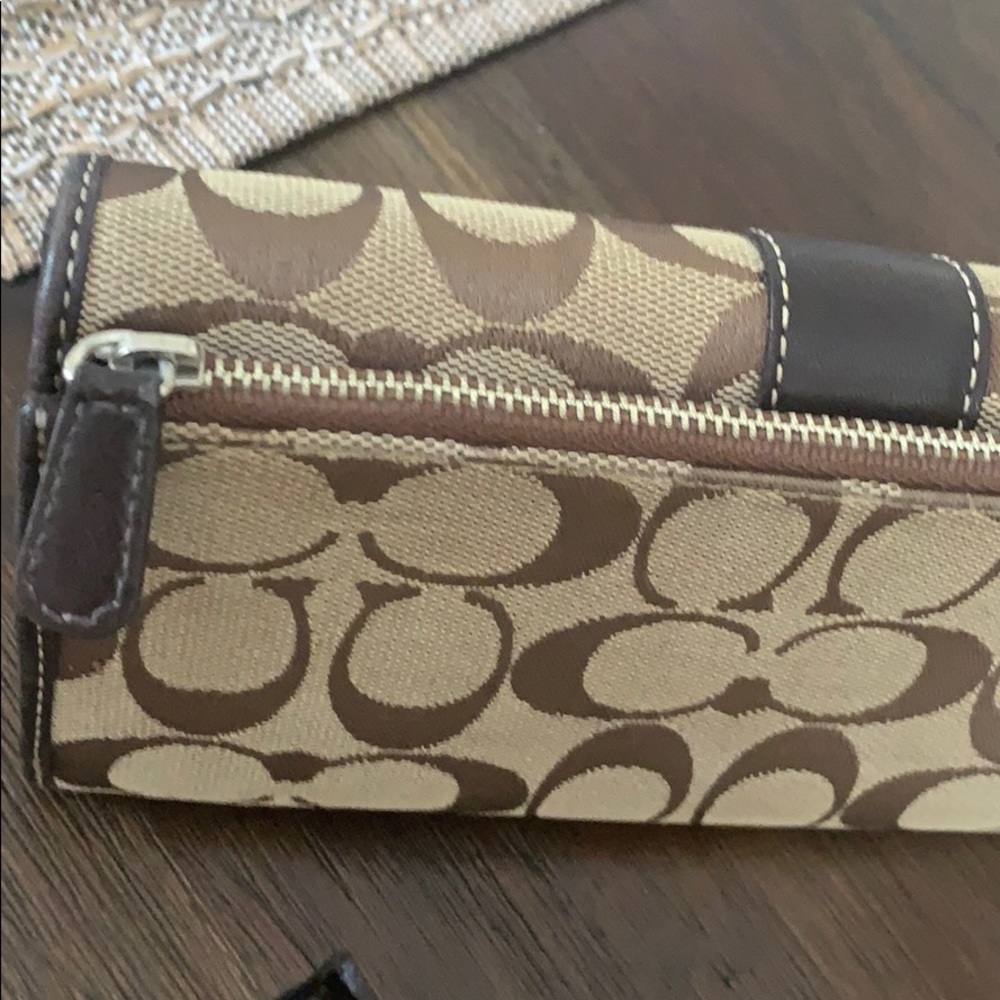 Coach Wallet - Picture 3 of 3